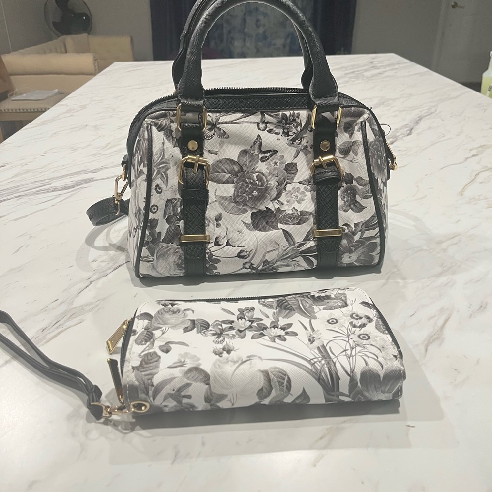 Floral Black and White Handbag and Wallet Set